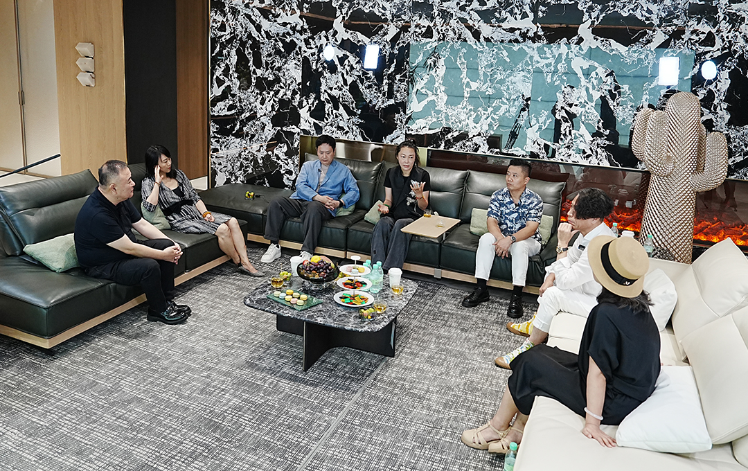 樱花视频2024年鉴：奏响创新与坚守的乐章